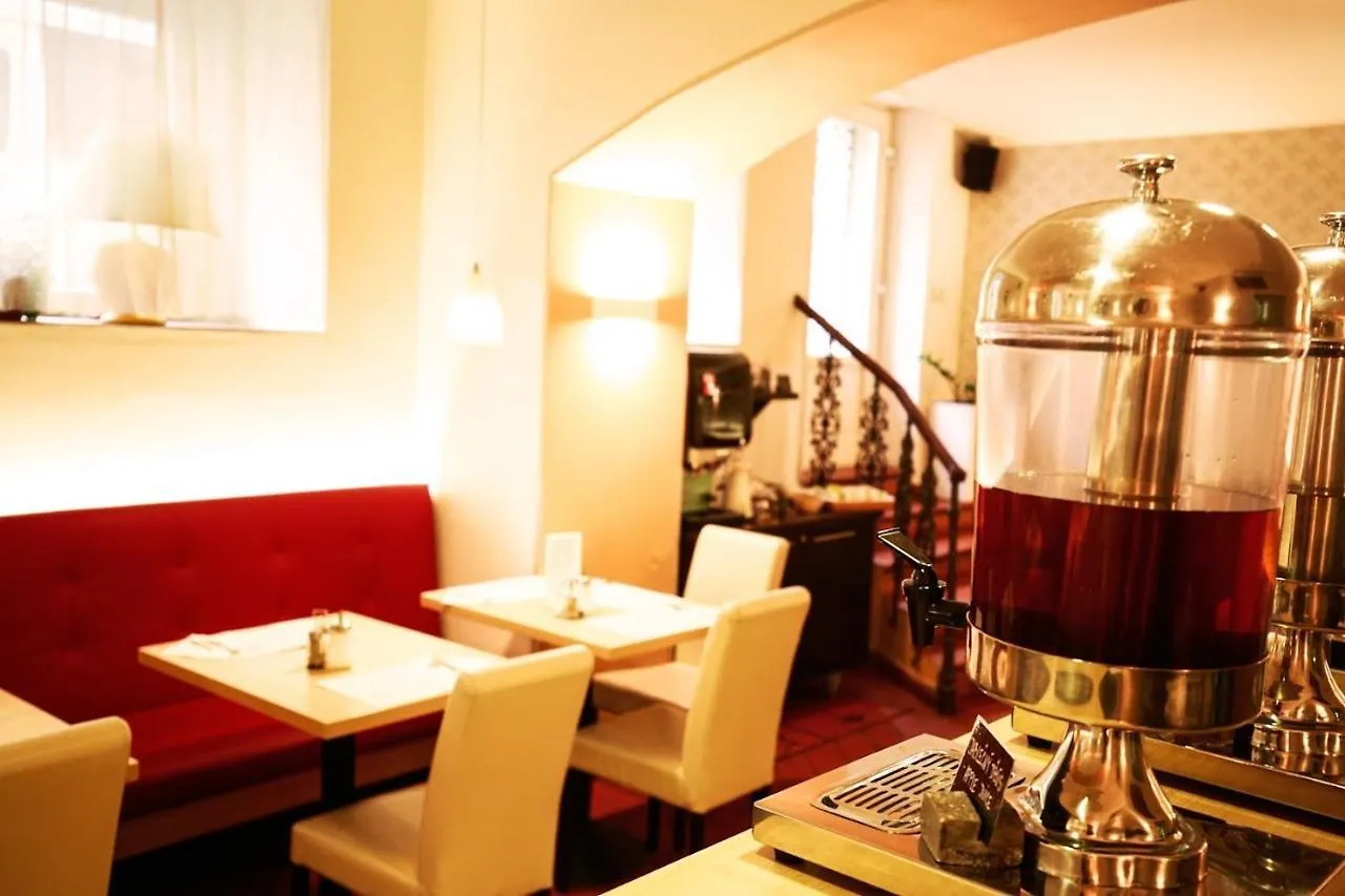 Louis Leger - Czech Leading Hotels Praga Repubblica Ceca