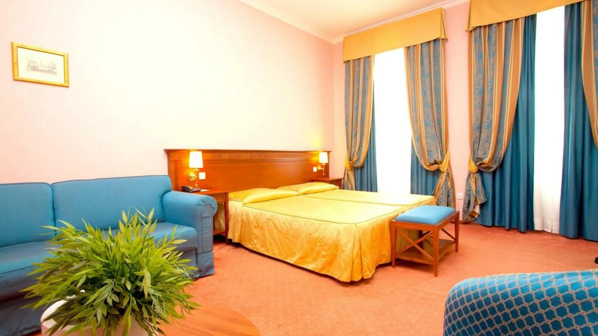 Louis Leger - Czech Leading Hotels Prague 4*,
