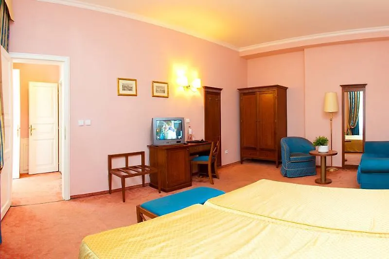 ****  Louis Leger - Czech Leading Hotels Prague Czech Republic